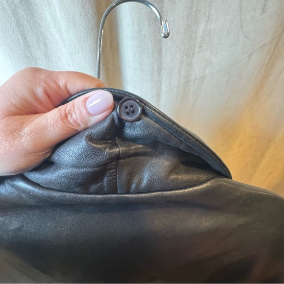 Danier Classic Black Leather Bomber Zip Jacket Thick Lined Vintage Moto 90s - Picture 11 of 16